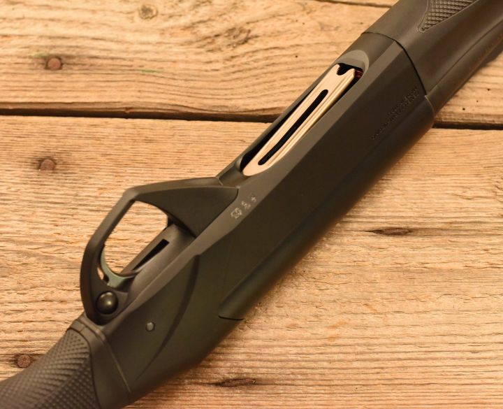 Benelli Black Eagle 12 gauge-3