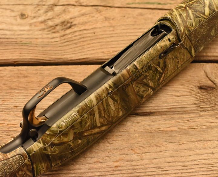 Browning Maxus Camo 12 gauge-3