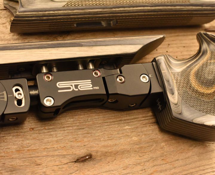 Beretta DT11 12 gauge-2